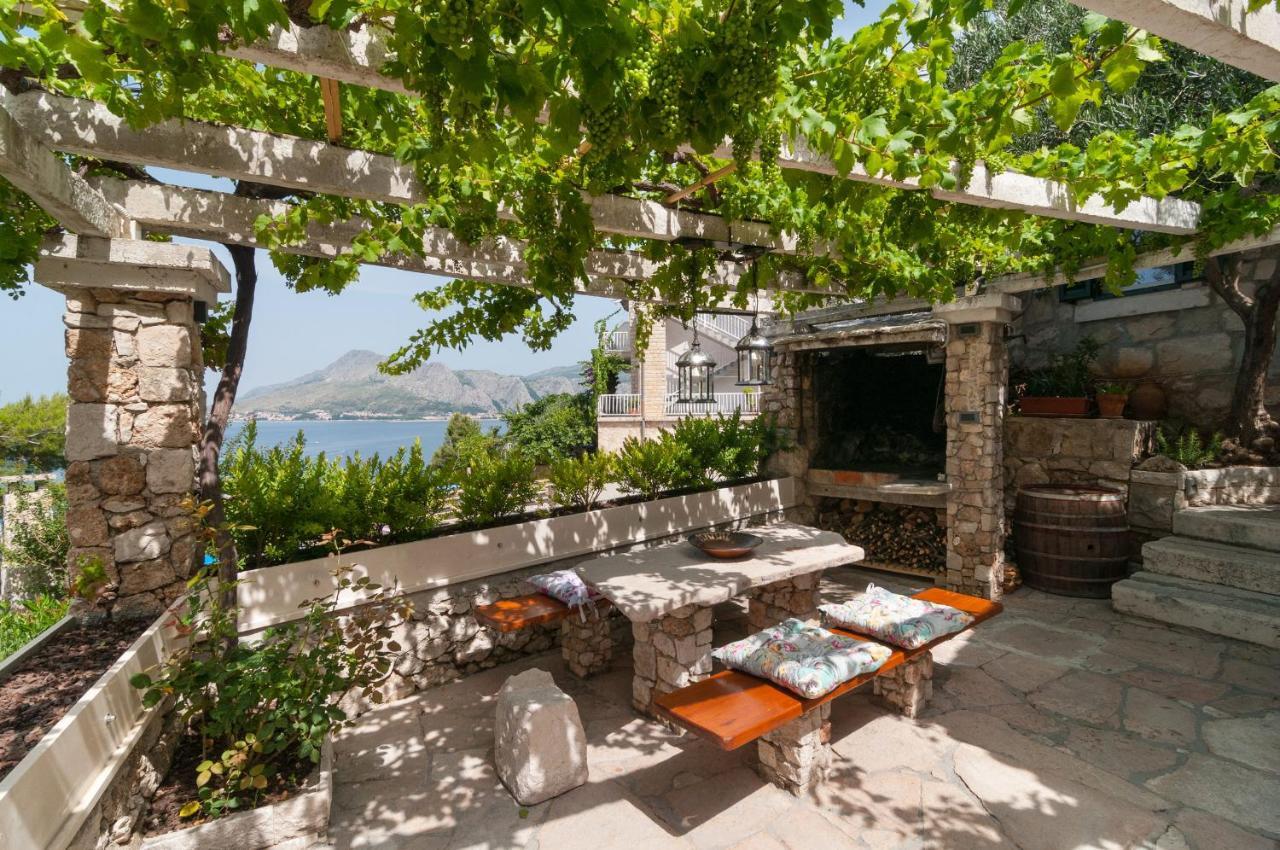 Apartments Larsen Omiš Екстериор снимка