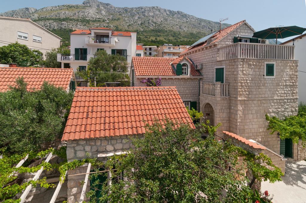 Apartments Larsen Omiš Екстериор снимка